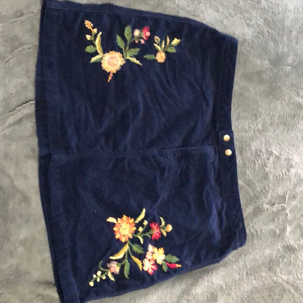 Women’s Skirt